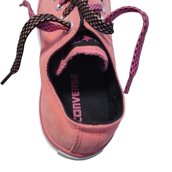 CONVERSE WOMEN'S CHUCK TAYLOR ALL STAR LOW TOP SNEAKER Pink US 8 - Picture 6 of 9